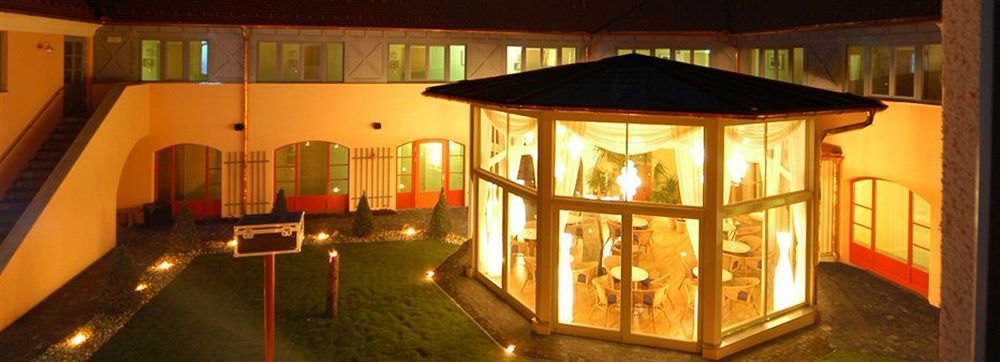 Jufa Hotel Poellau - Bio Landerlebnis Zewnętrze zdjęcie